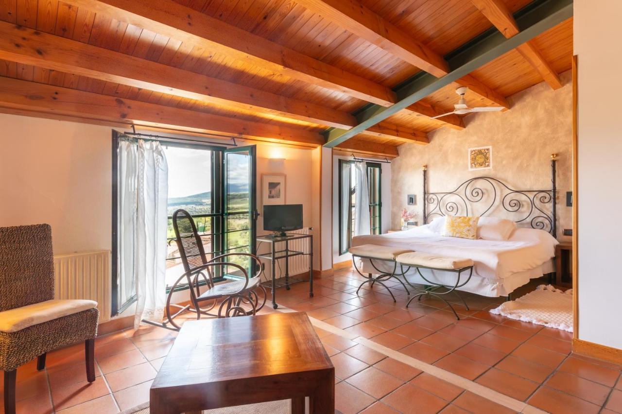 Hospederia El Arco Hotel Villavieja del Lozoya ภายนอก รูปภาพ